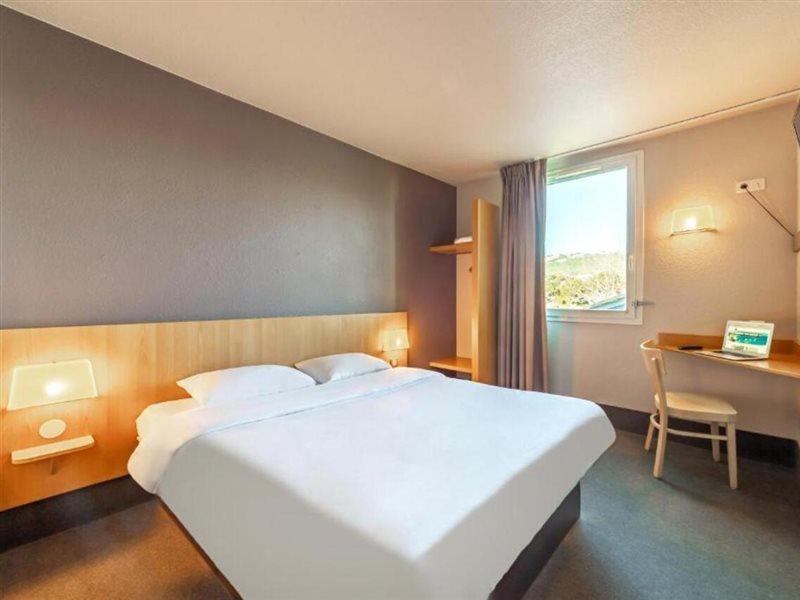 B&B Hotel Toulon Ollioules Exterior foto